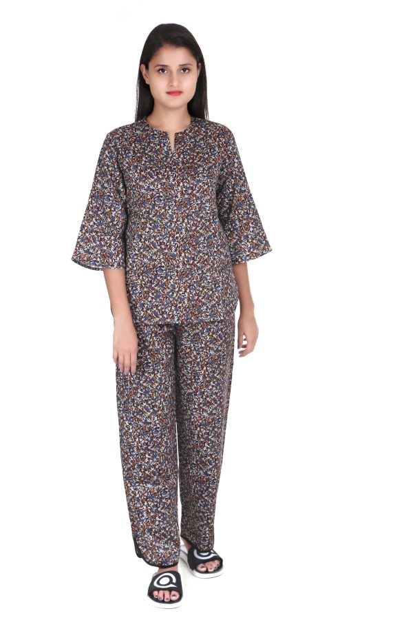 Florets Print V Neck And V Cut Pajama Night Suit For Women's