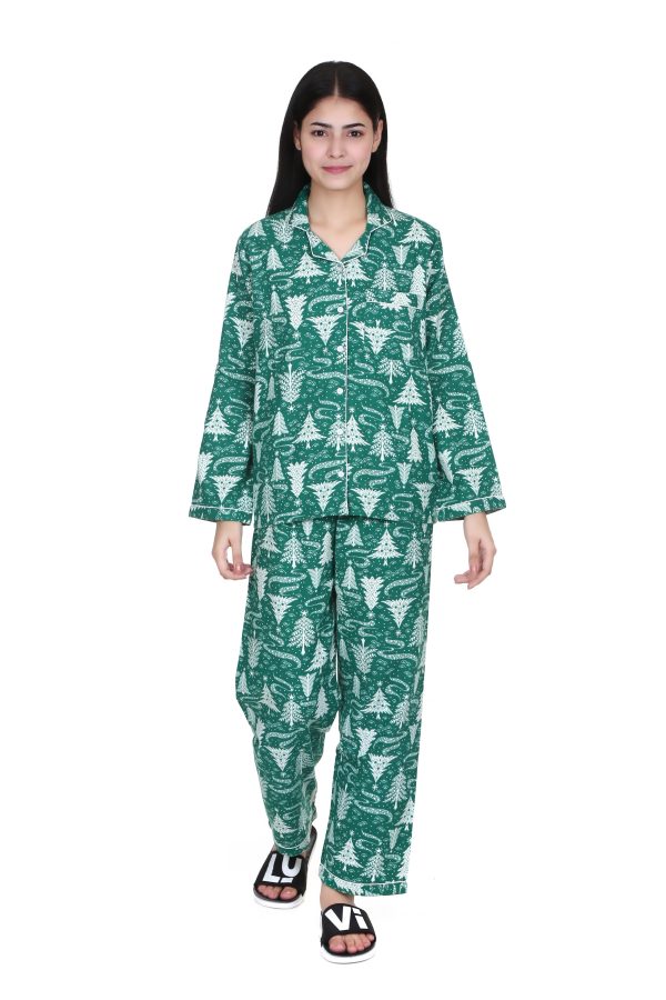 Polar Bear Print Full Sleeve Night Suit For Women